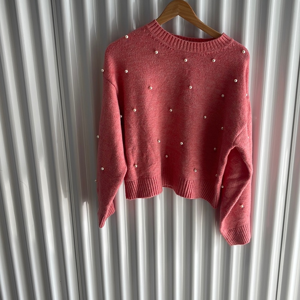 Pink sweater - Picture 2 of 3